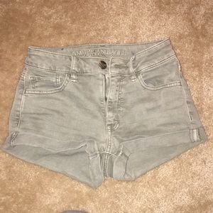 American eagle army green shorts